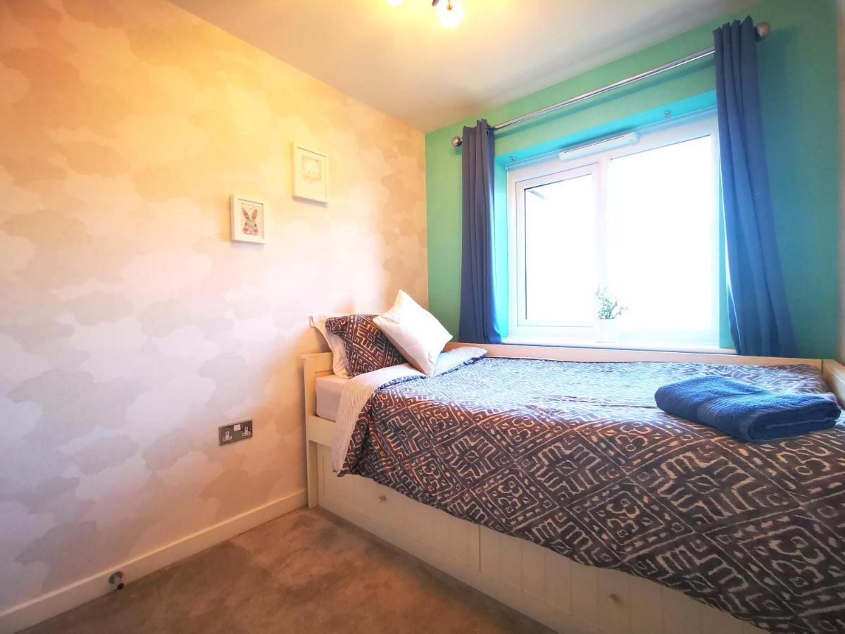 The Lawnswood - Central Manchester Holiday Home With Free Parking Exterior foto